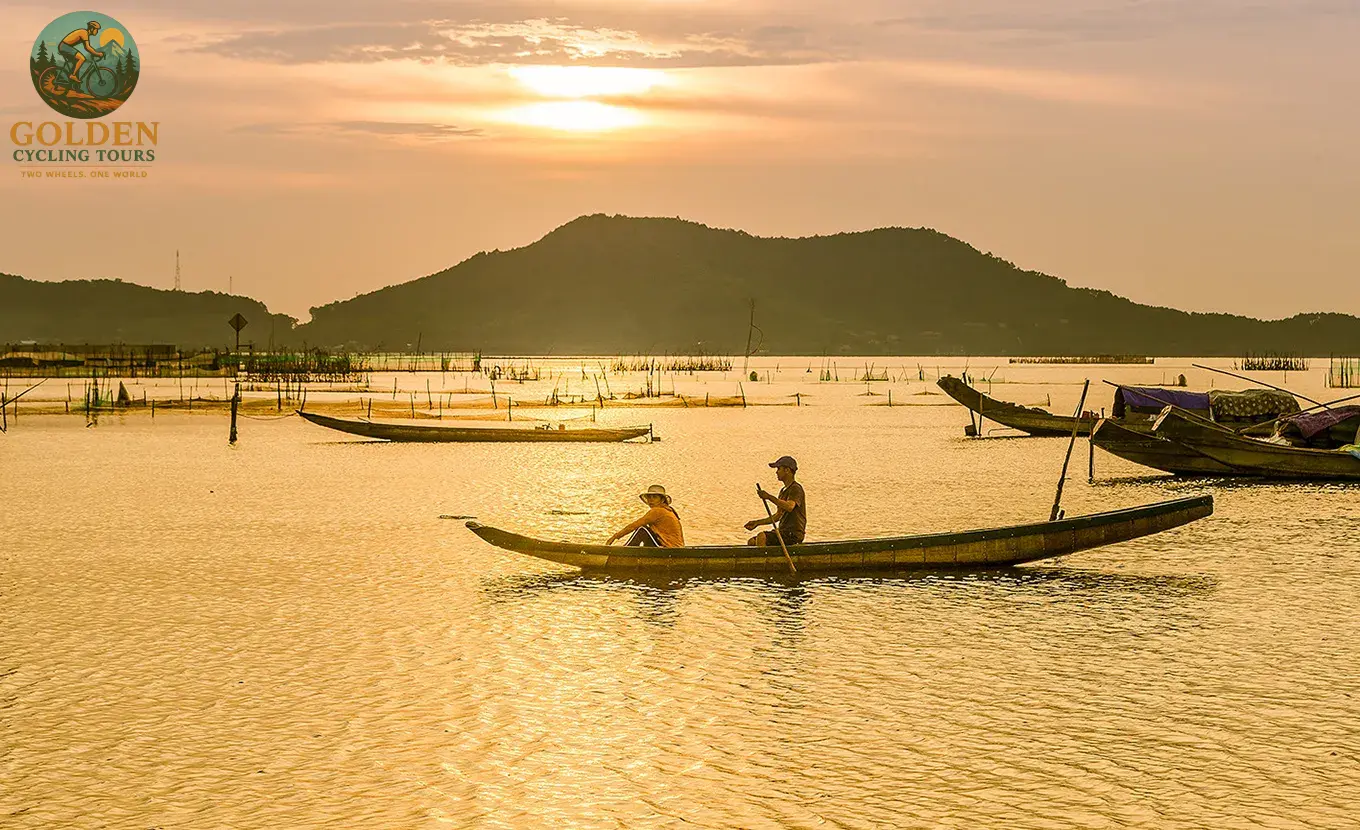 Hue Biking Tour to Chuon Lagoon: Half-Day Cycling Adventure